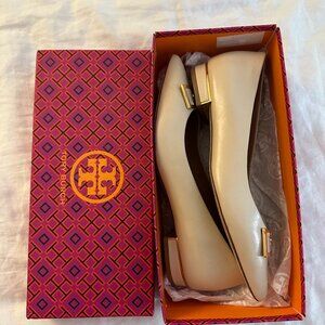 Basically brand-new Tory Burch Dulce de Leche Pointy Toe Flats - Size 7.5